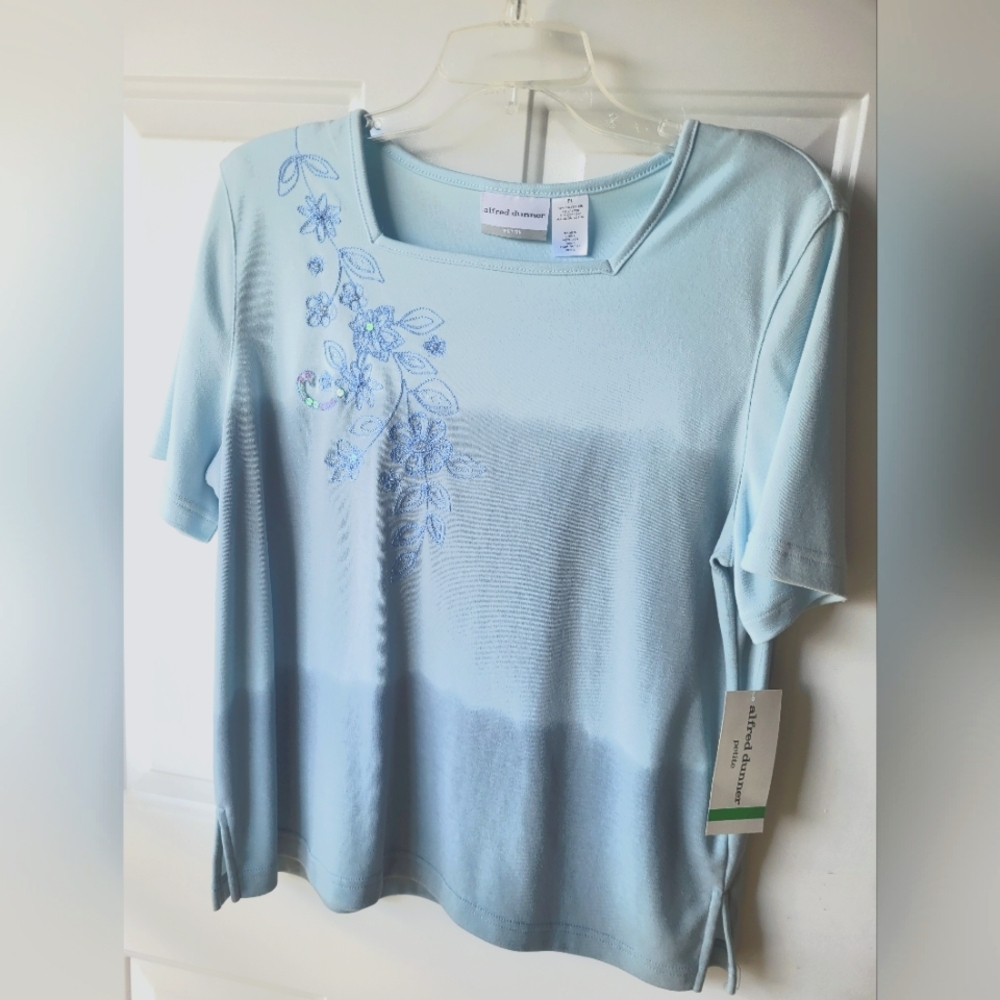 Woman's top